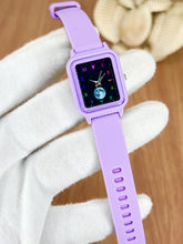 Stylish slim watch for ladies modern design