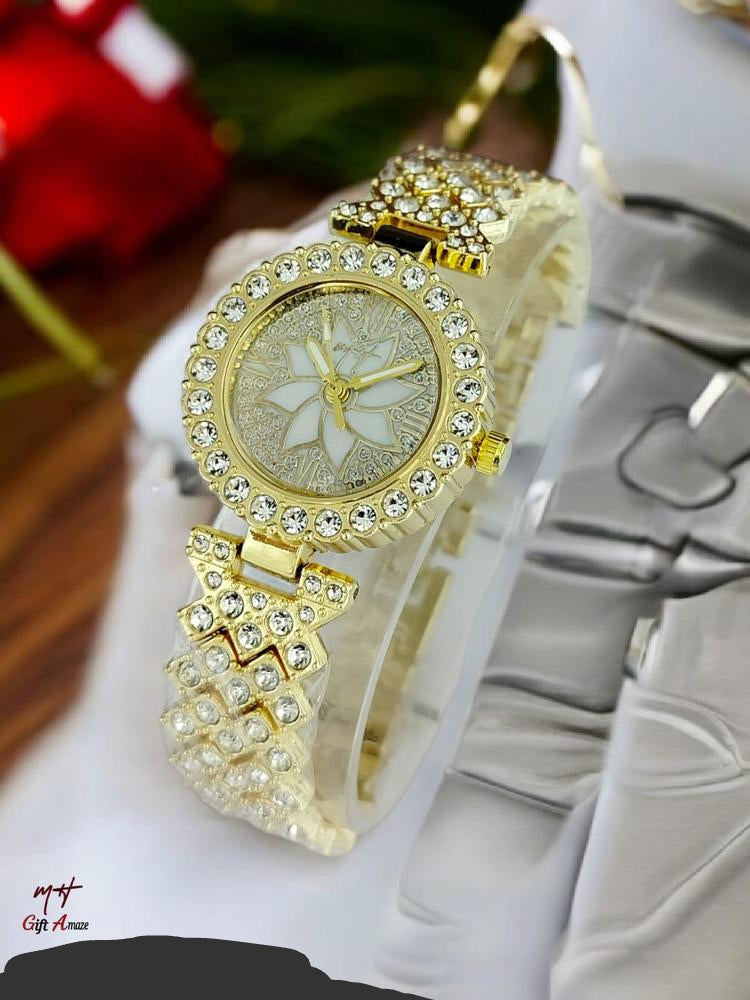 Stylish watch golden band daimond women fashion